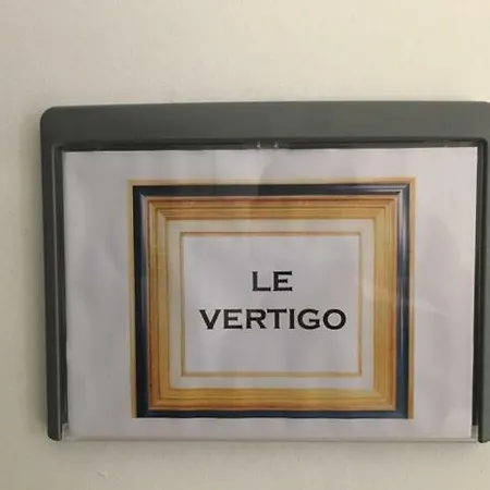 Le Vertigo Hypercentre Les Halles Donjon Wifi Linge De Pressing * Niort